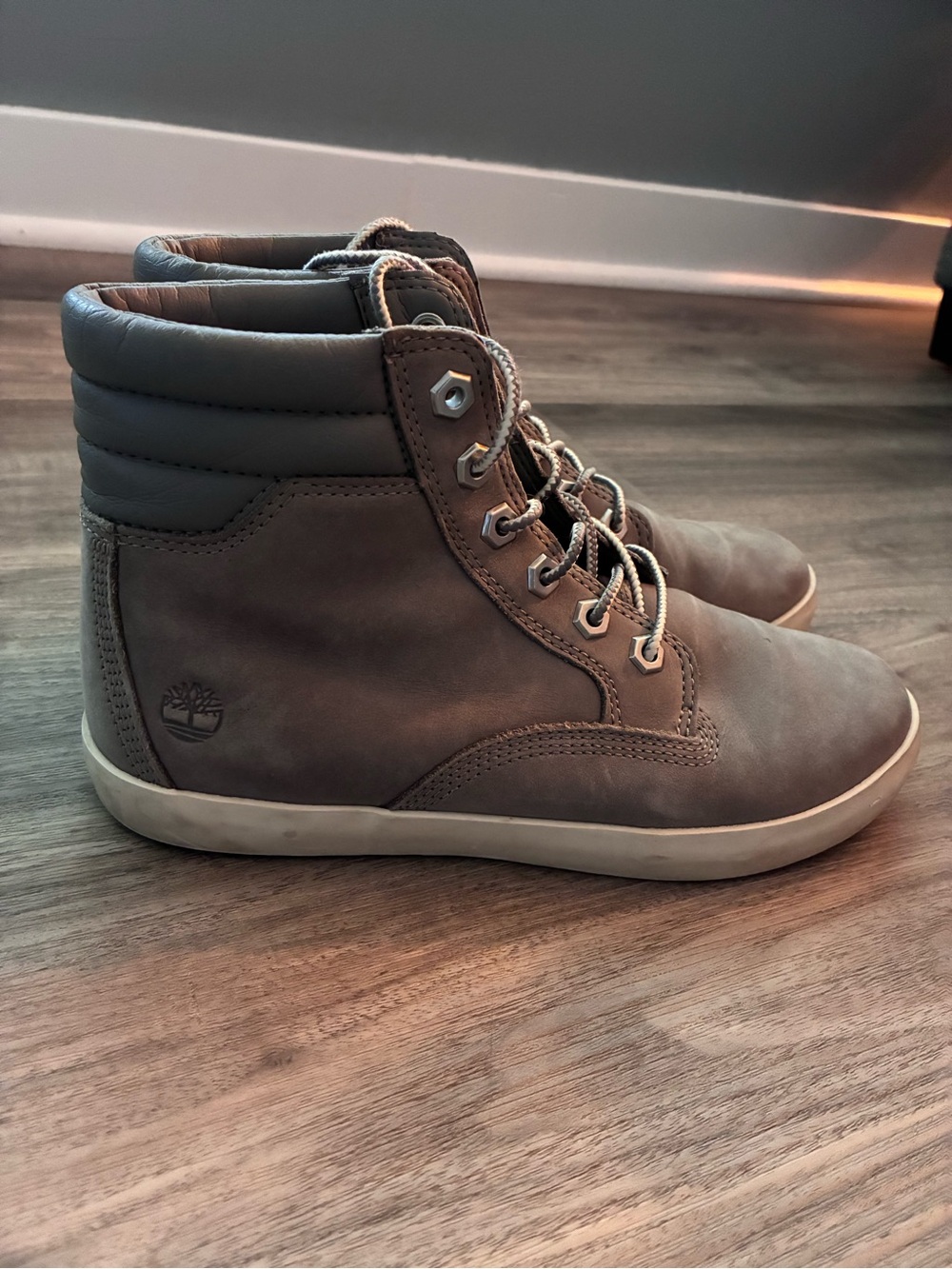 Timberland Women's Dausette Sneaker Boots in gray leather